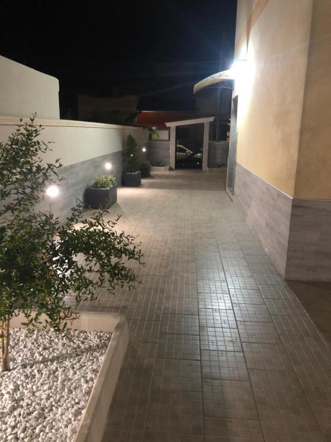 B&B A Casa Di Papi Лиццано Экстерьер фото